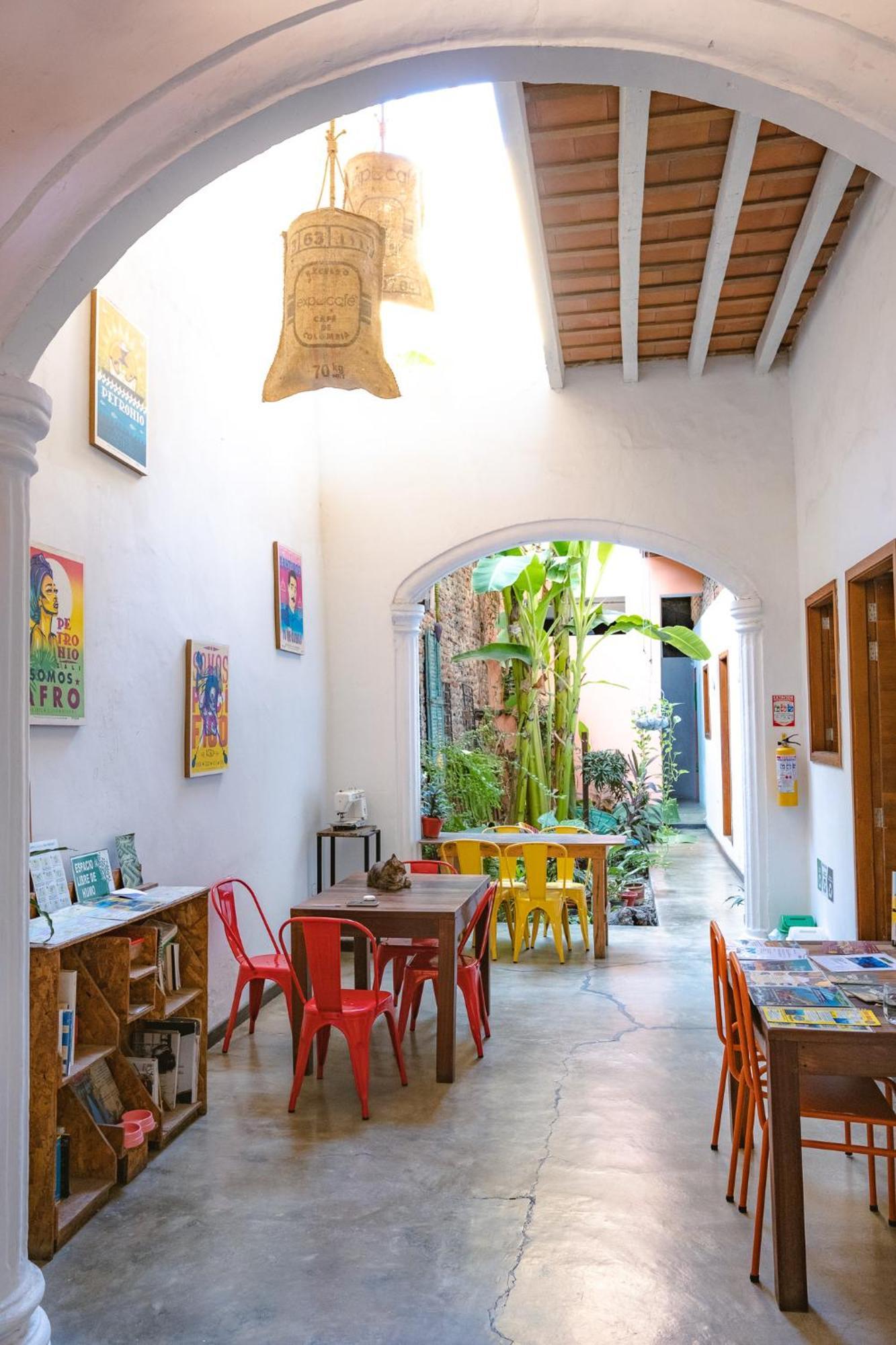 Casa Tunido Hostel ซันตามาร์ตา ภายนอก รูปภาพ